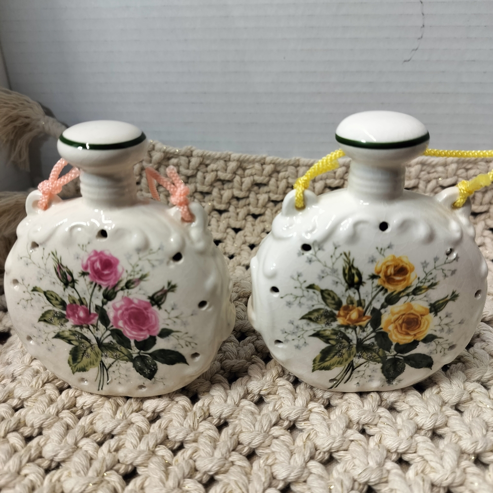Floral Ceramic Scent Diffuser Set - Pink and Yellow